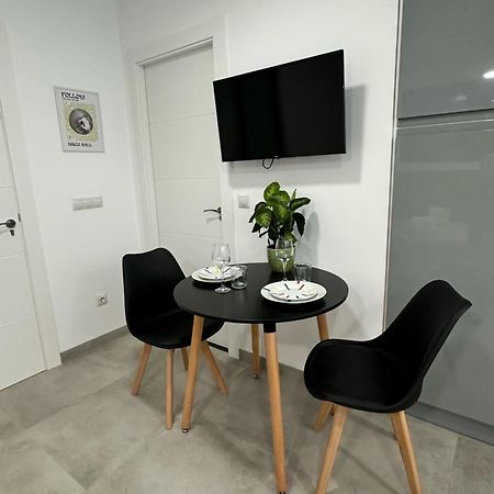 Loft Alexa Apartment อาลิกันเต ภายนอก รูปภาพ