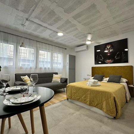 Loft Alexa Apartment อาลิกันเต ภายนอก รูปภาพ